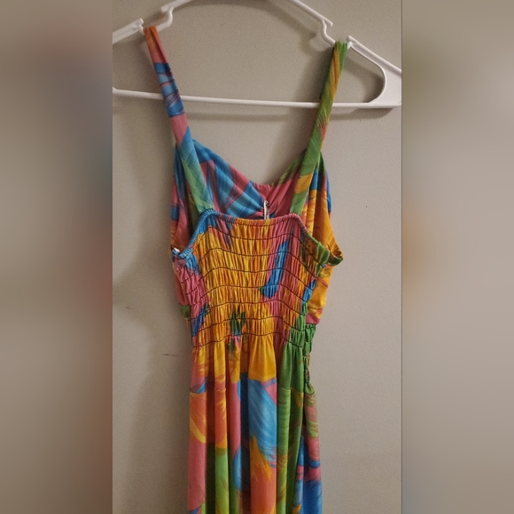 Beautiful Full Color Maxi Sun Dress (Small) - Picture 6 of 6